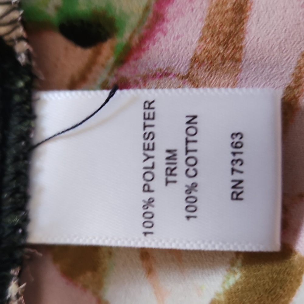 Spense, Women's Top,  Excellent condition,  Size Small,  Green,  black design - Picture 7 of 9